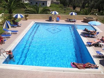 Anna Maria Hotel 3*